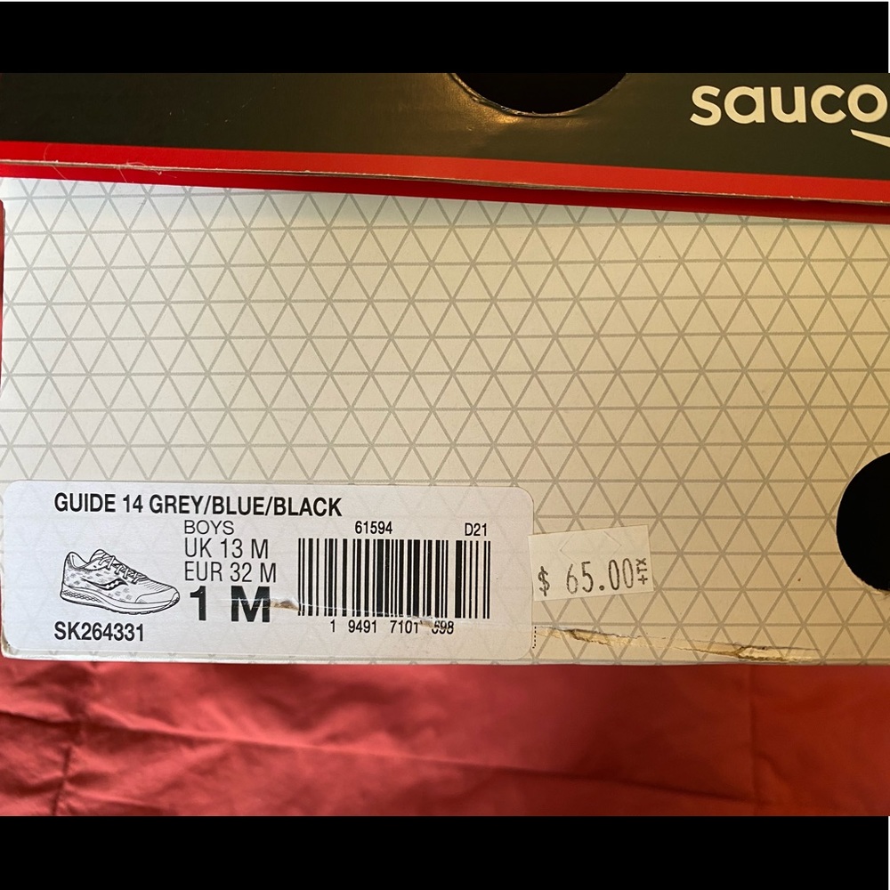 NWT Kids’ Saucony Guide 14 Running Shoes - Boys | Girls - Picture 9 of 10